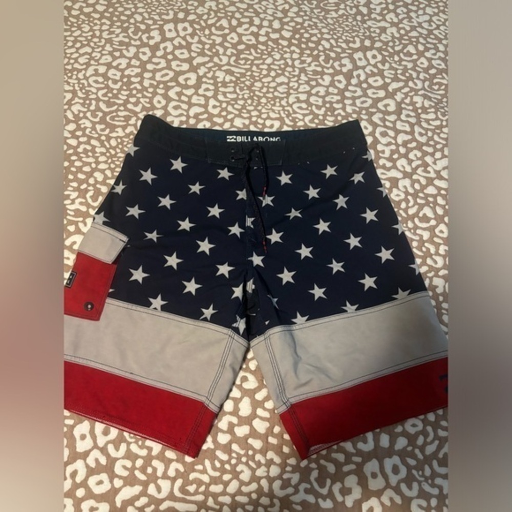 BillaBong platinum pump USA print swim trunks